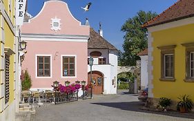 unser rosa Haus für Sie